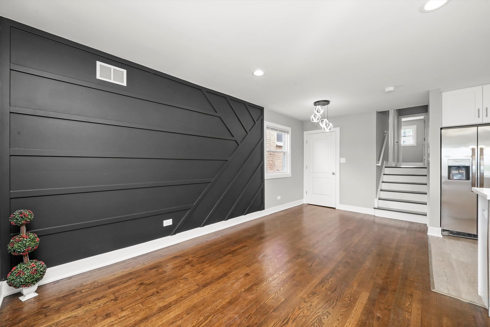 11517 S Ashland Avenue