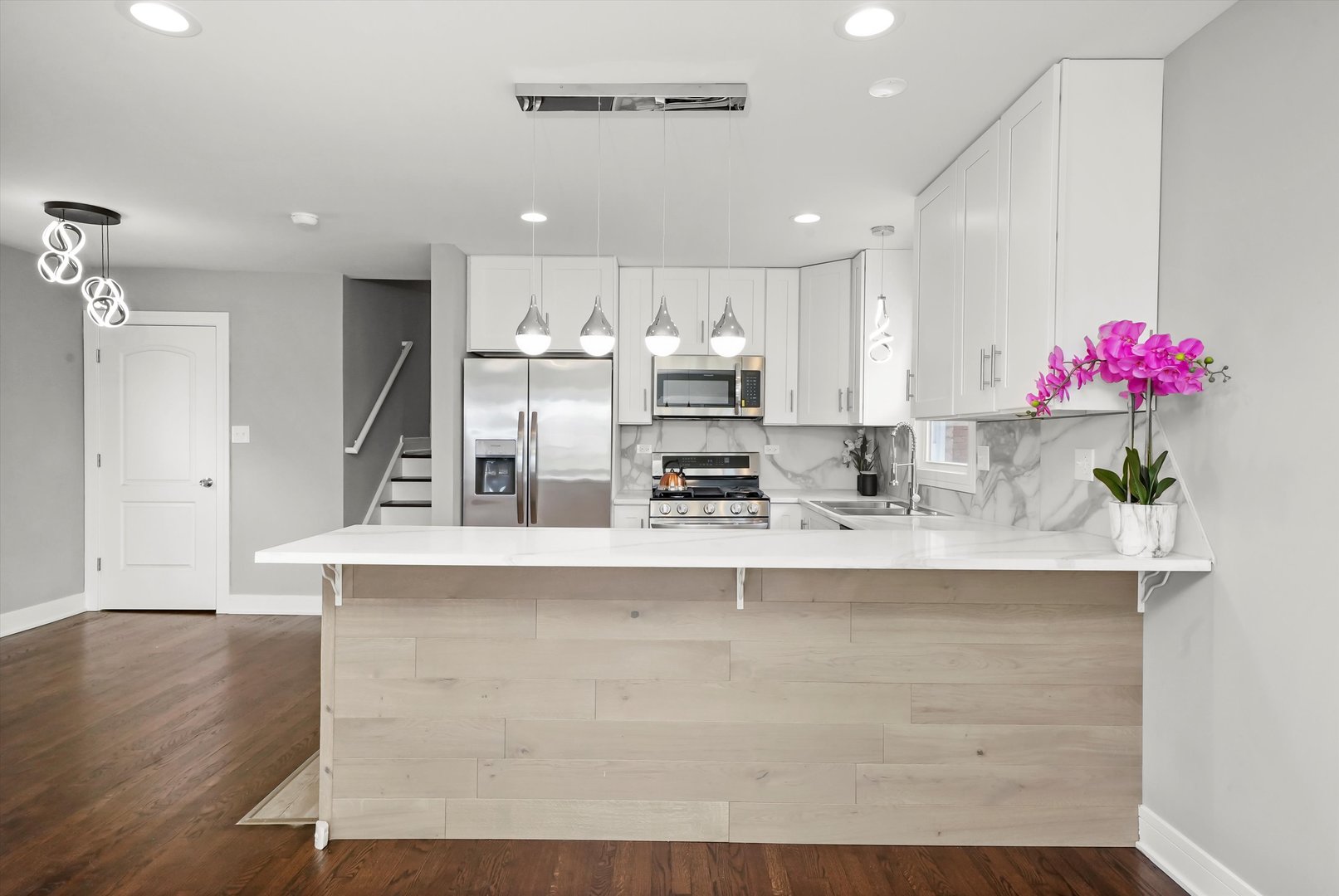 11517 S Ashland Avenue