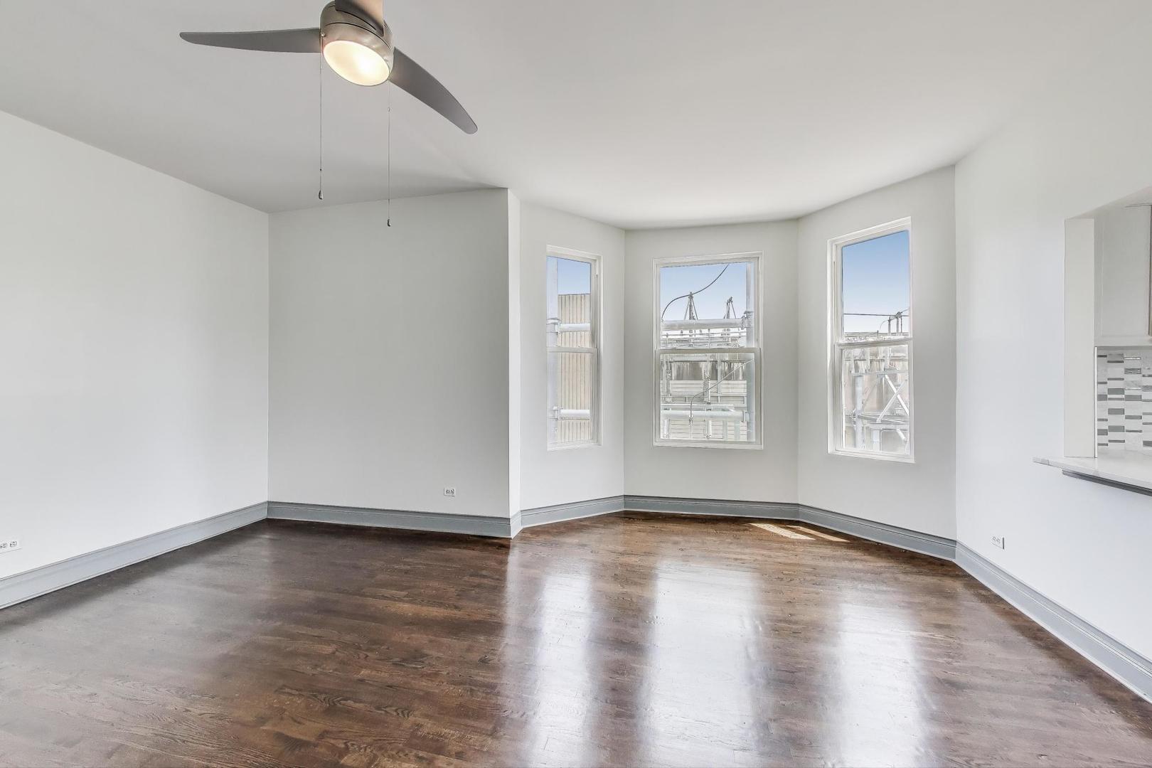 737 E 50th Street Unit: 4