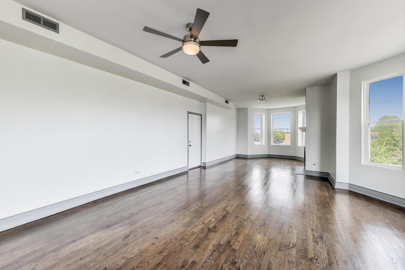 737 E 50th Street Unit: 4