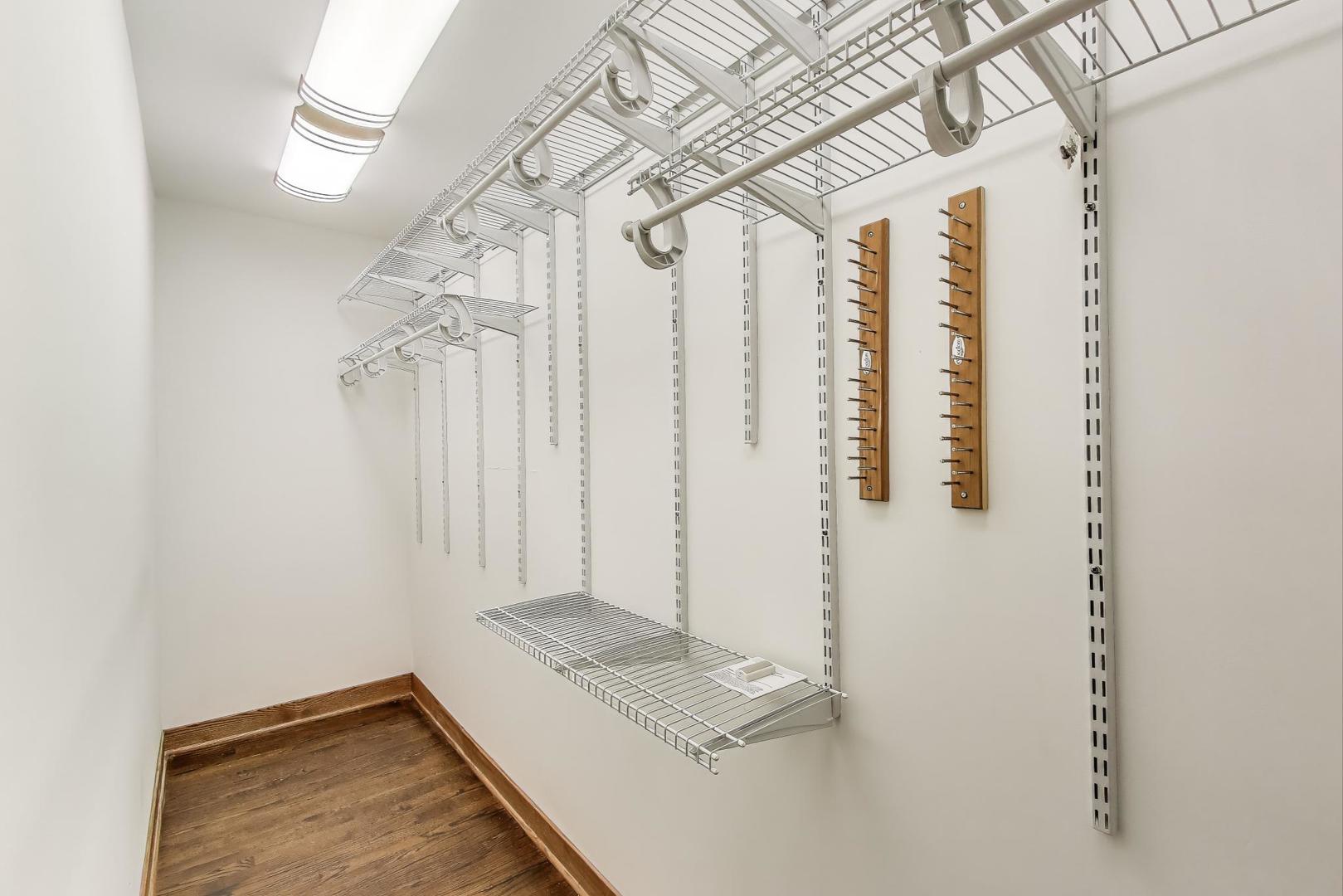 3215 S Calumet Avenue