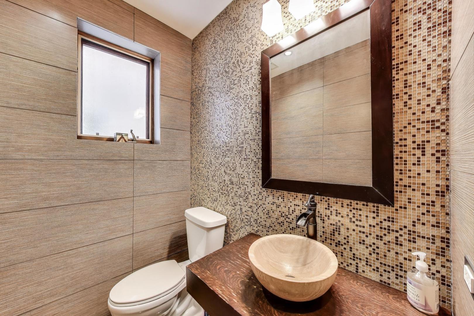 3215 S Calumet Avenue