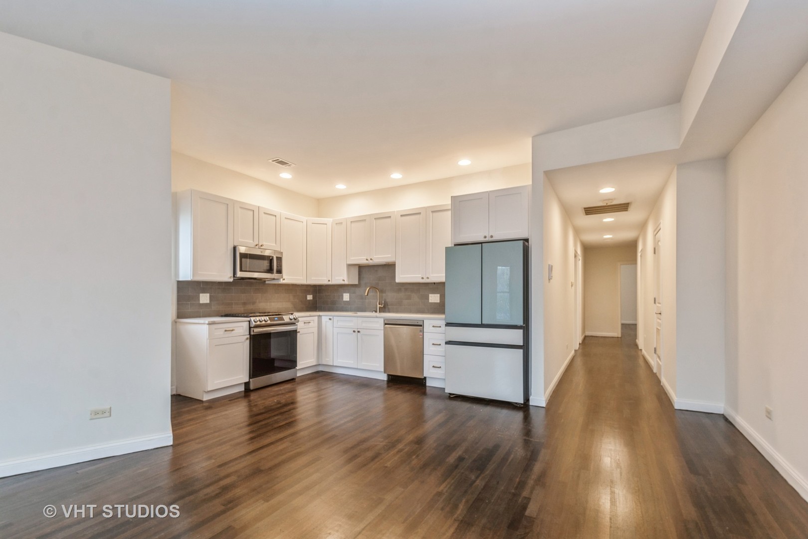 6320 S Greenwood Avenue Unit: 2