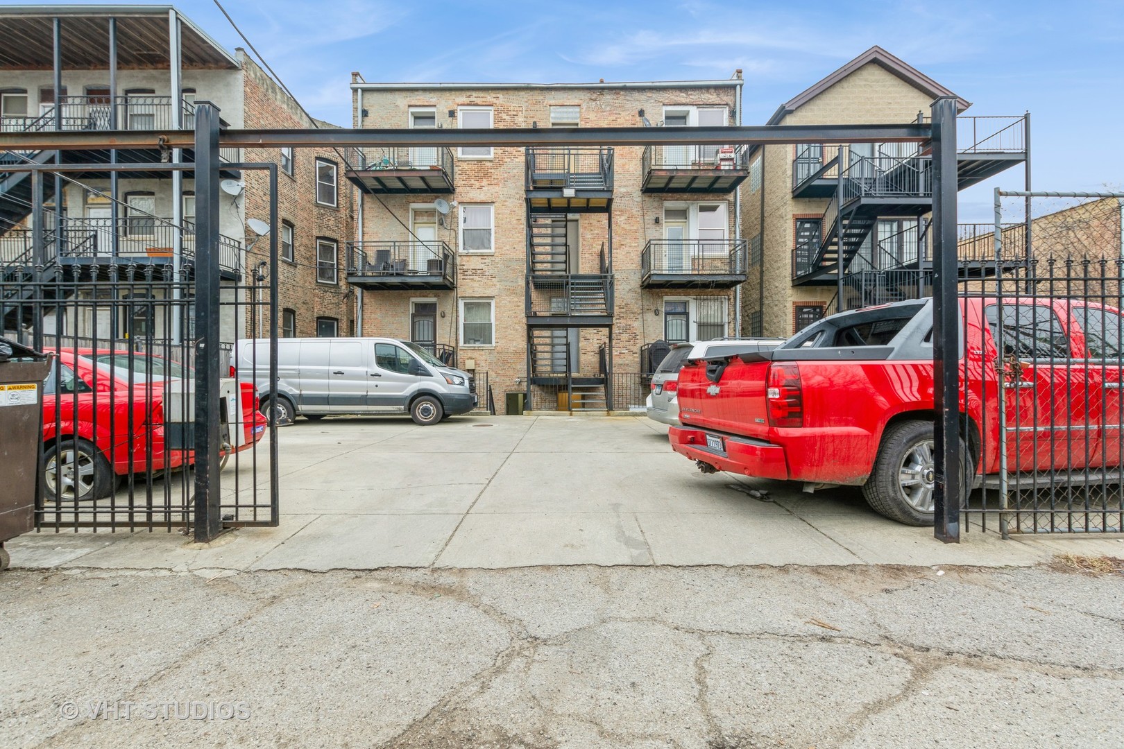6320 S Greenwood Avenue Unit: 2