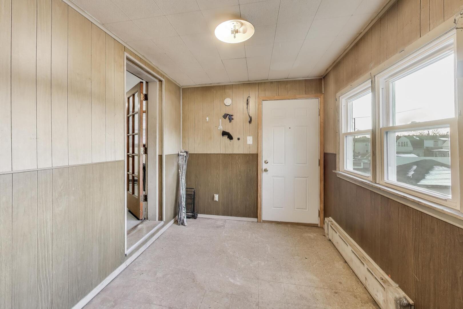 948 N Trumbull Avenue