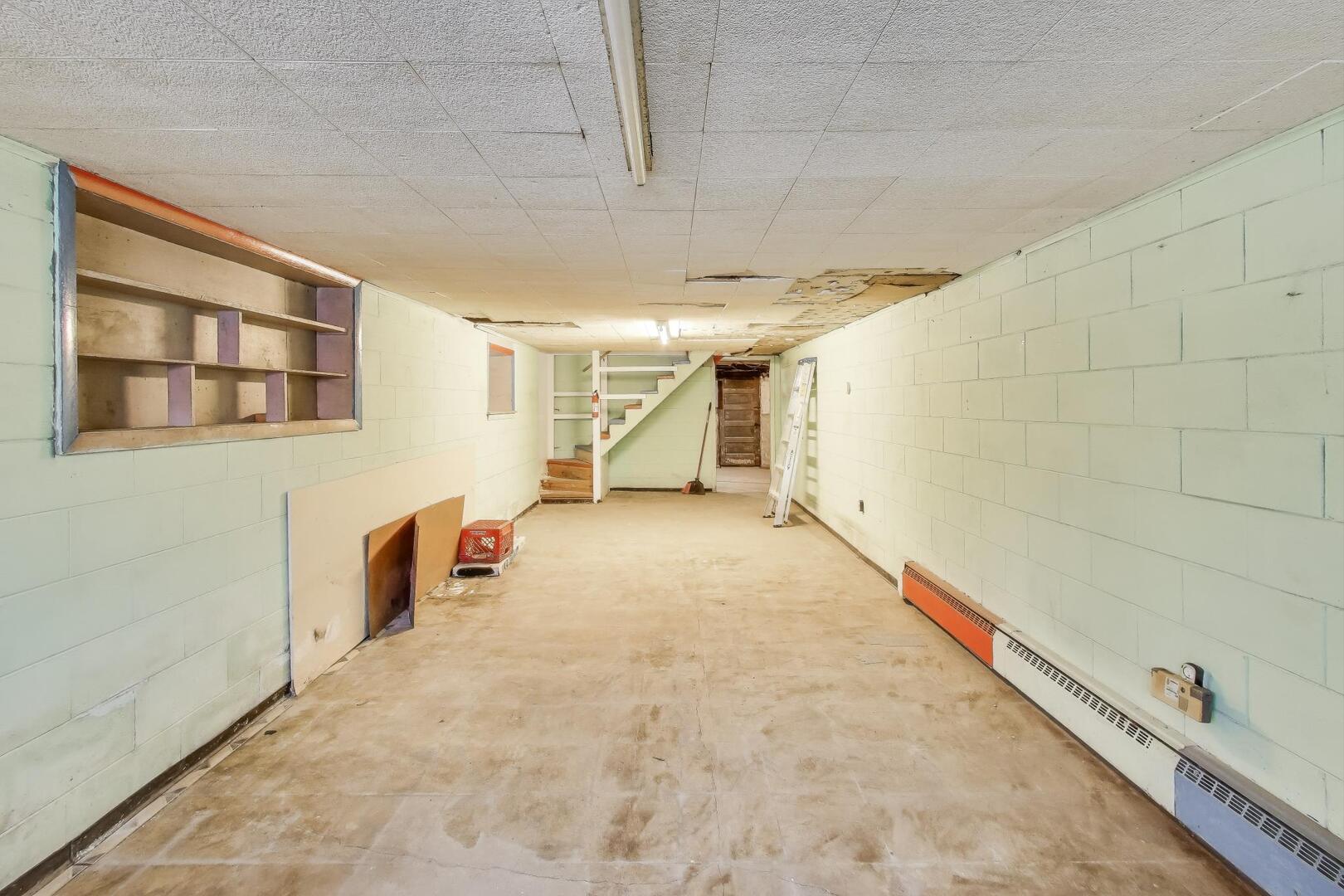 948 N Trumbull Avenue