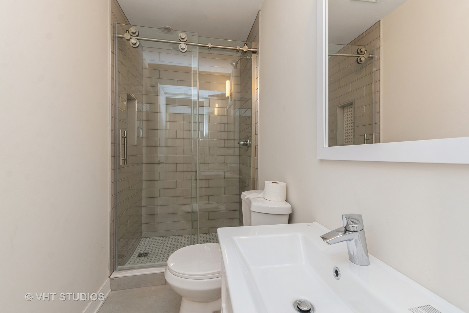 6320 S Greenwood Avenue Unit: G