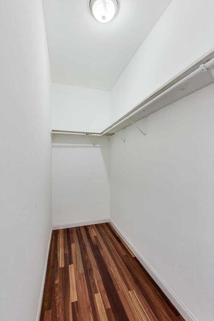 6318 S Greenwood Avenue Unit: 1