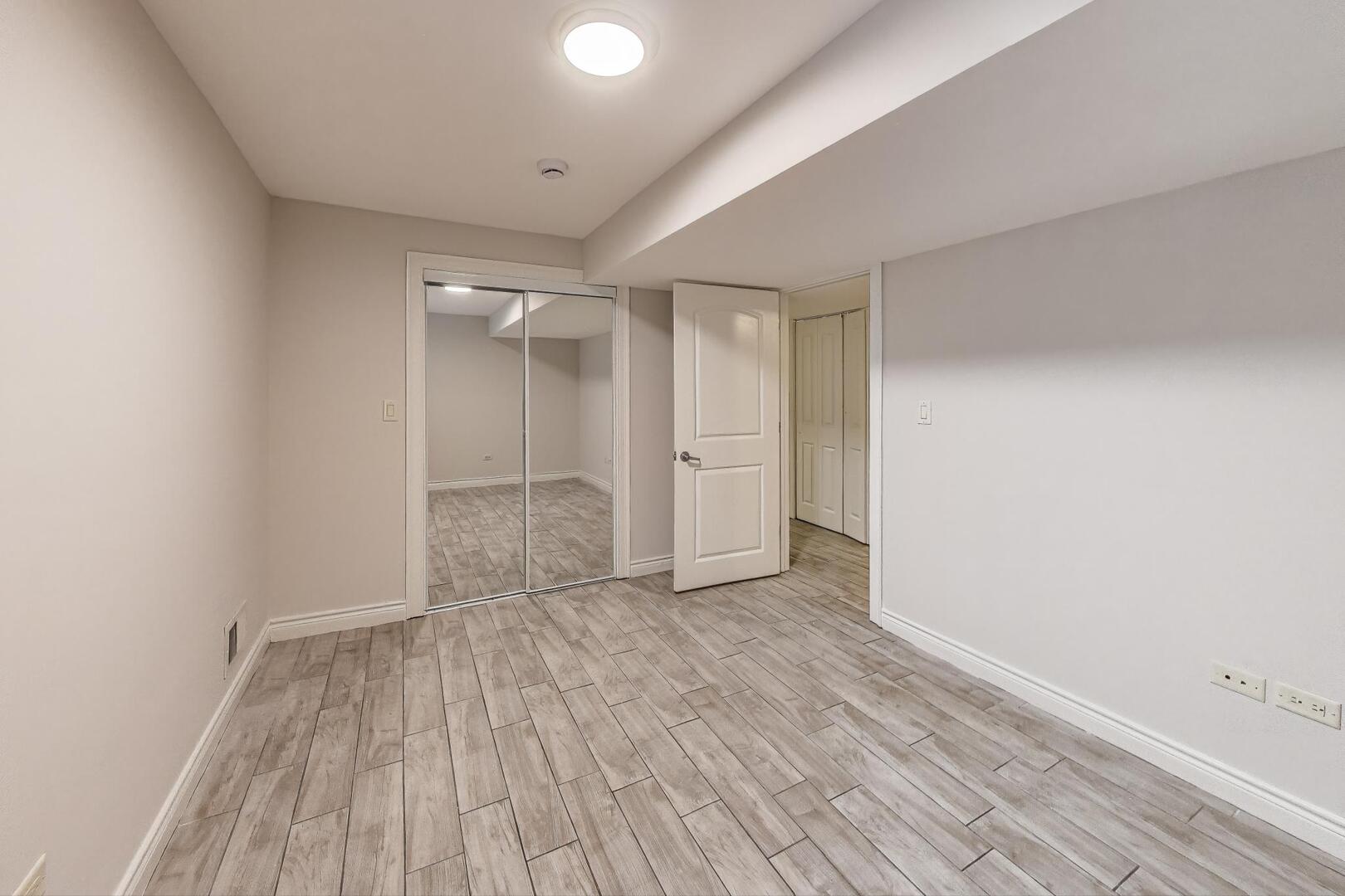 6318 S Greenwood Avenue Unit: 1