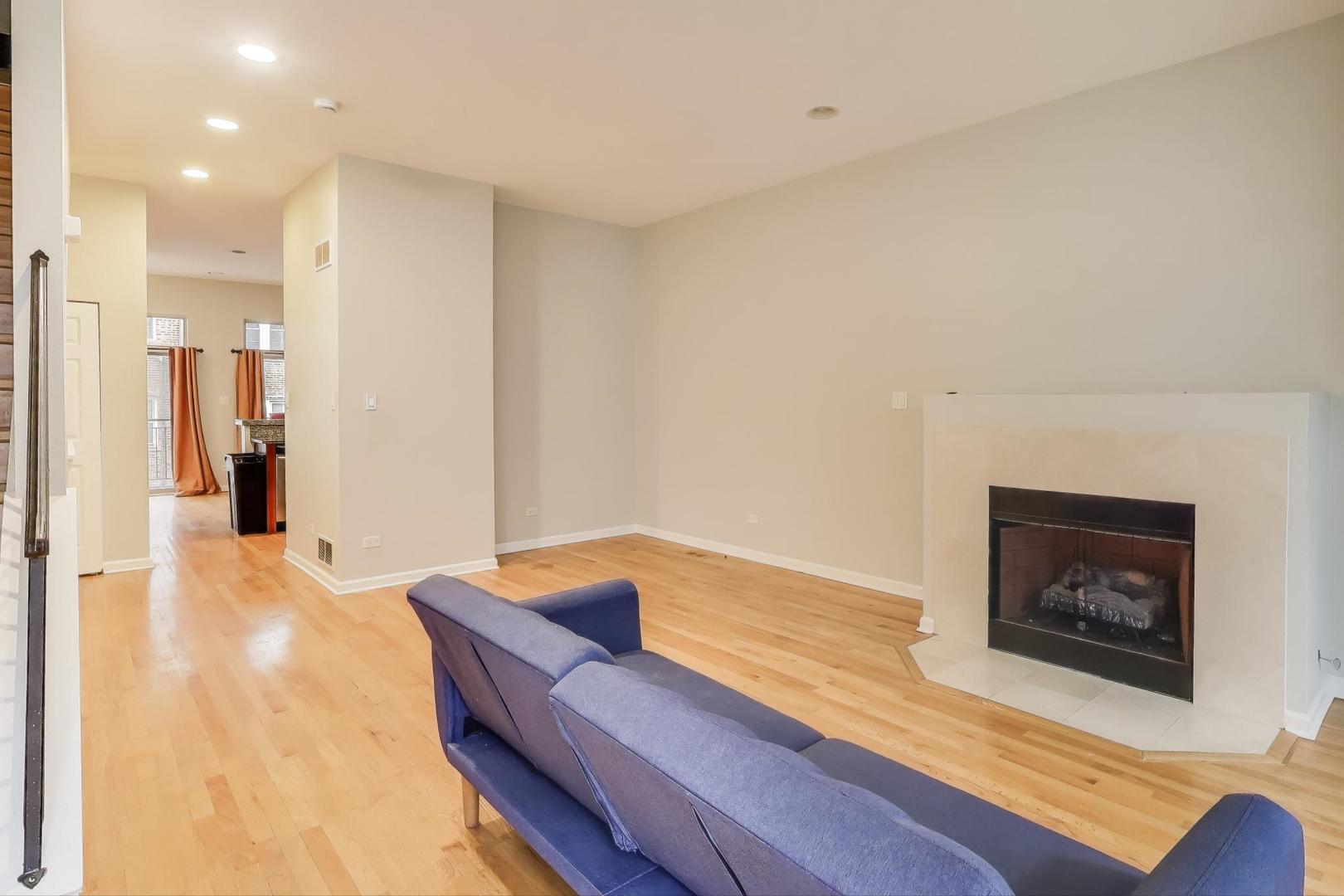 4926 S Drexel Boulevard Unit: C