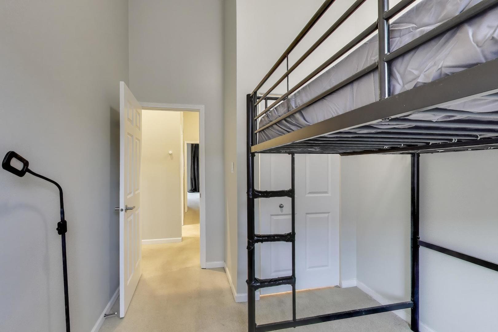 4926 S Drexel Boulevard Unit: C