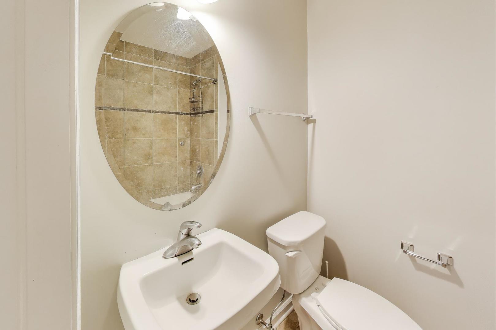 4926 S Drexel Boulevard Unit: C