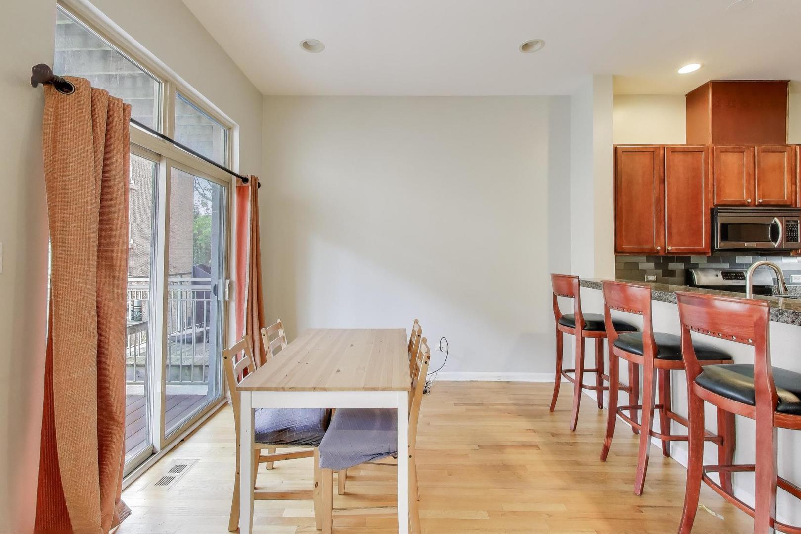 4926 S Drexel Boulevard Unit: C