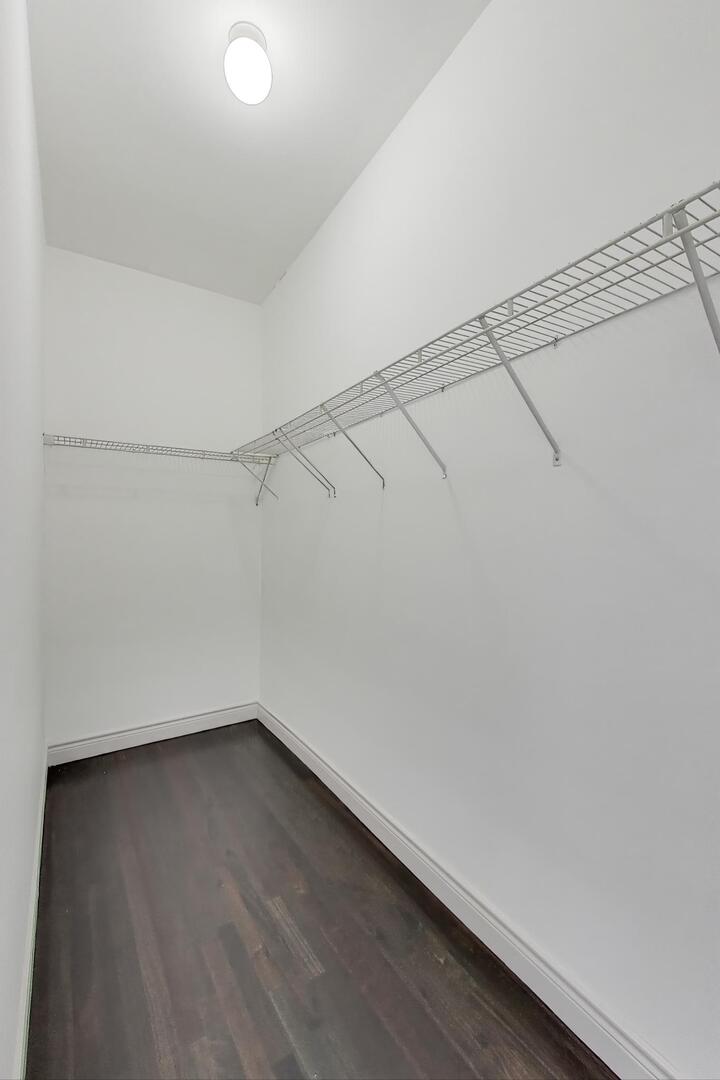 6318 S Greenwood Avenue Unit: 3