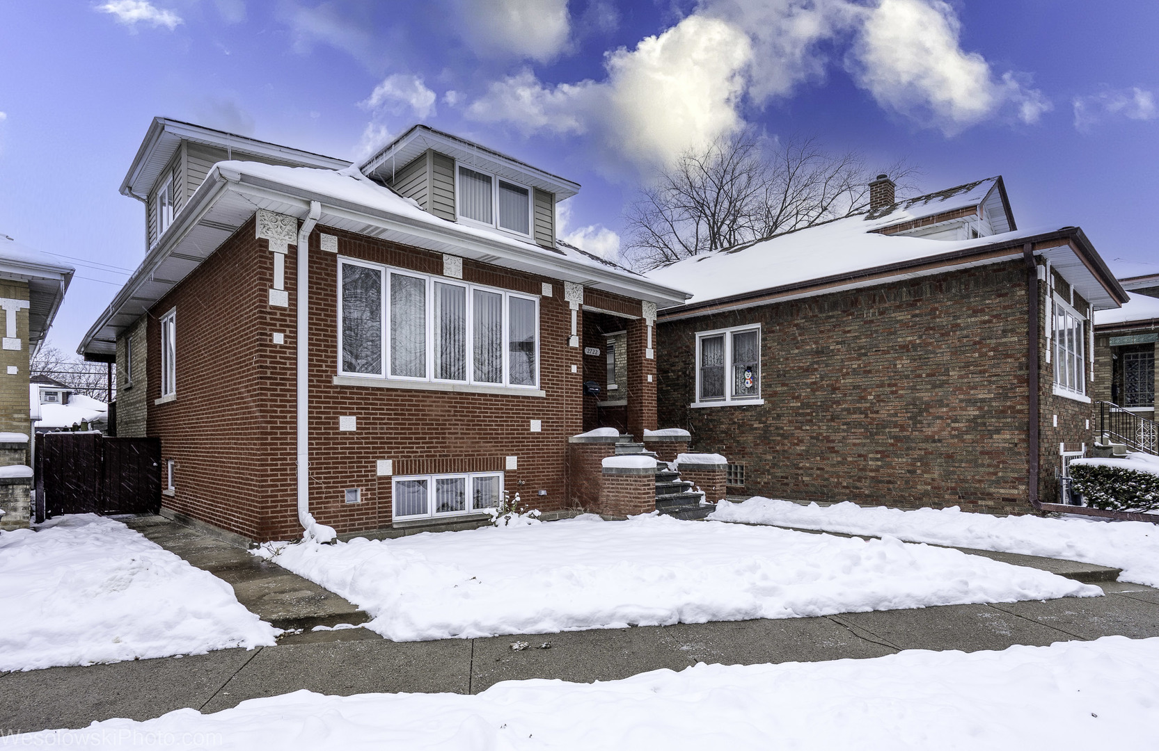 2722 N 77th Avenue