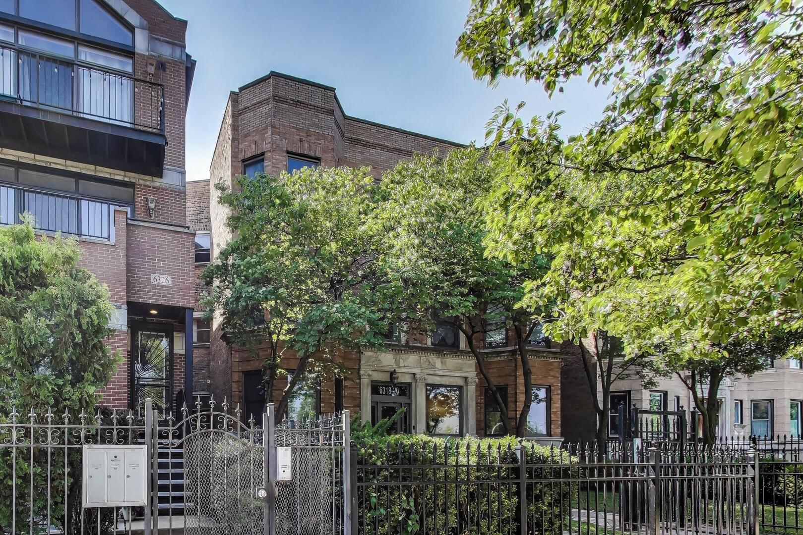 6318 S Greenwood Avenue Unit: 3