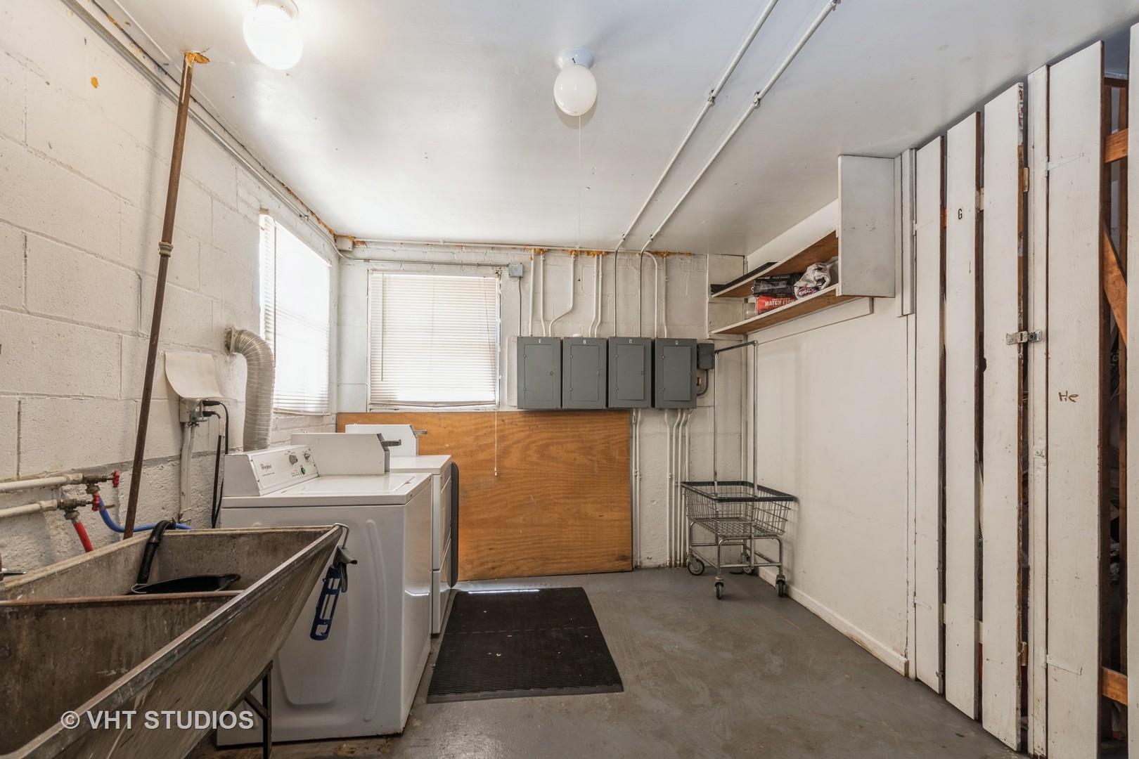 13937 S School Street