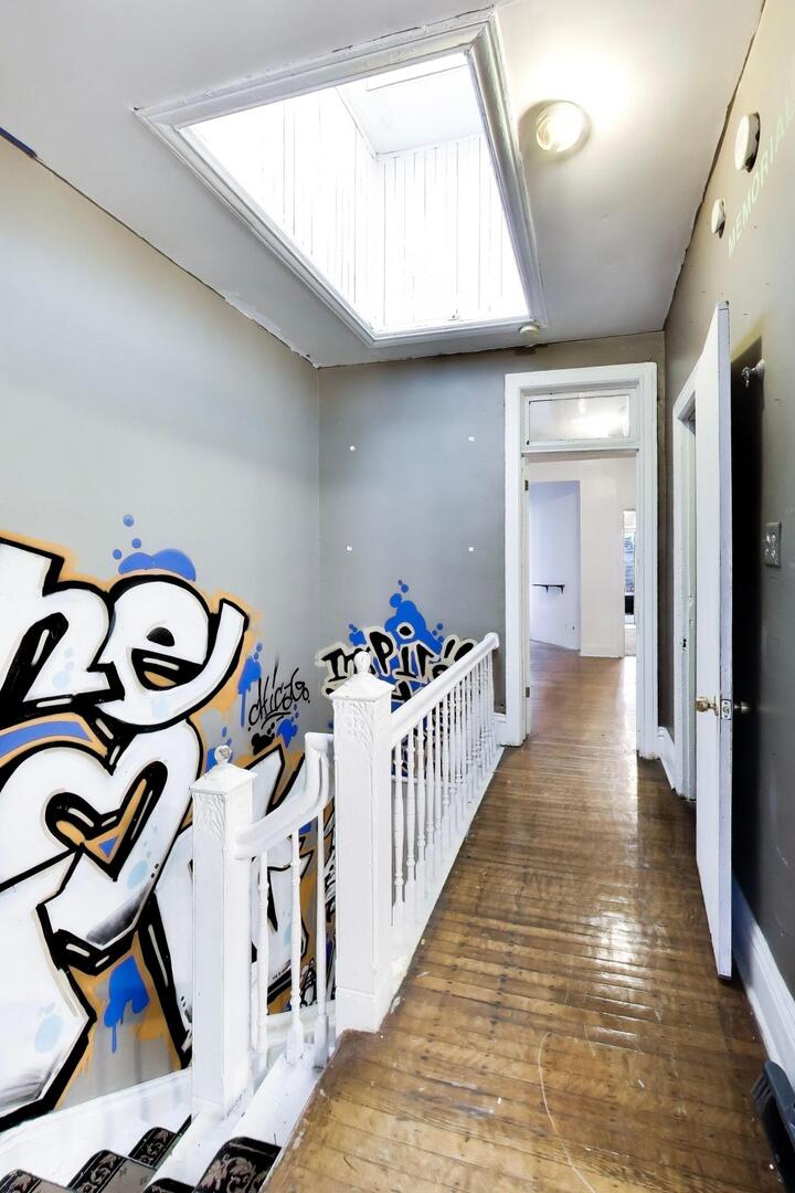 4505 S Indiana Avenue