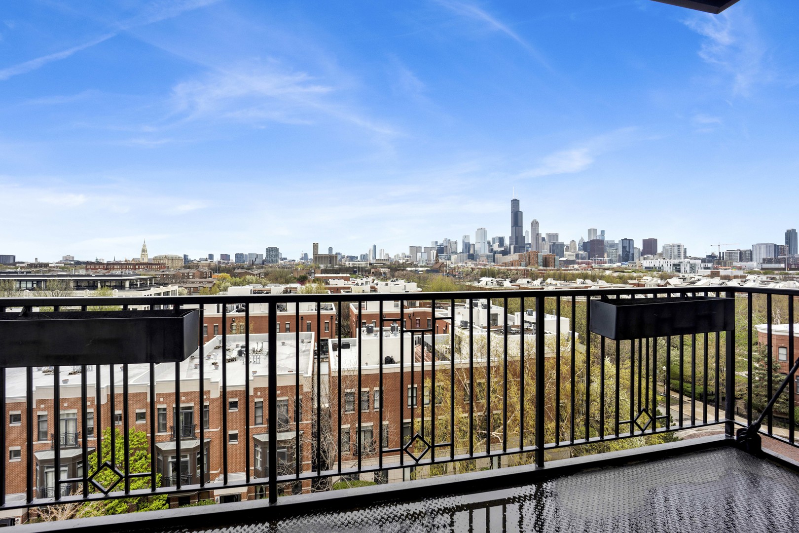 1524 S Sangamon Street Unit: 604