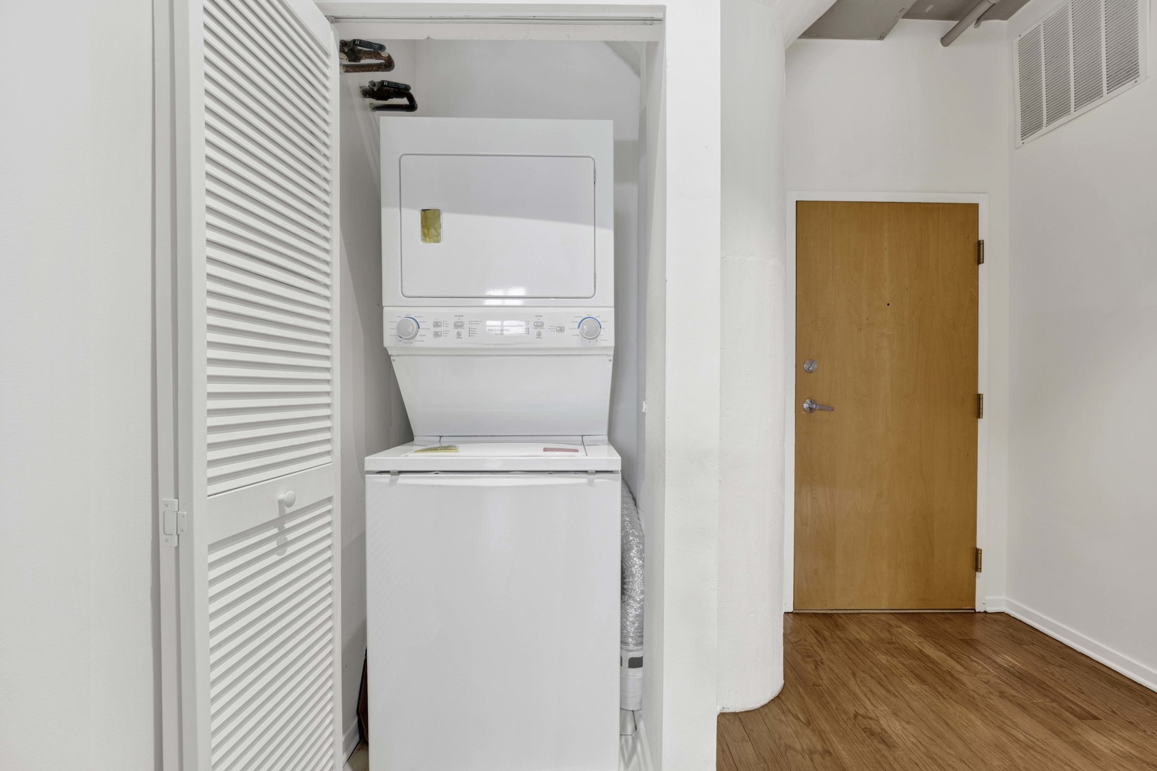 1524 S Sangamon Street Unit: 604
