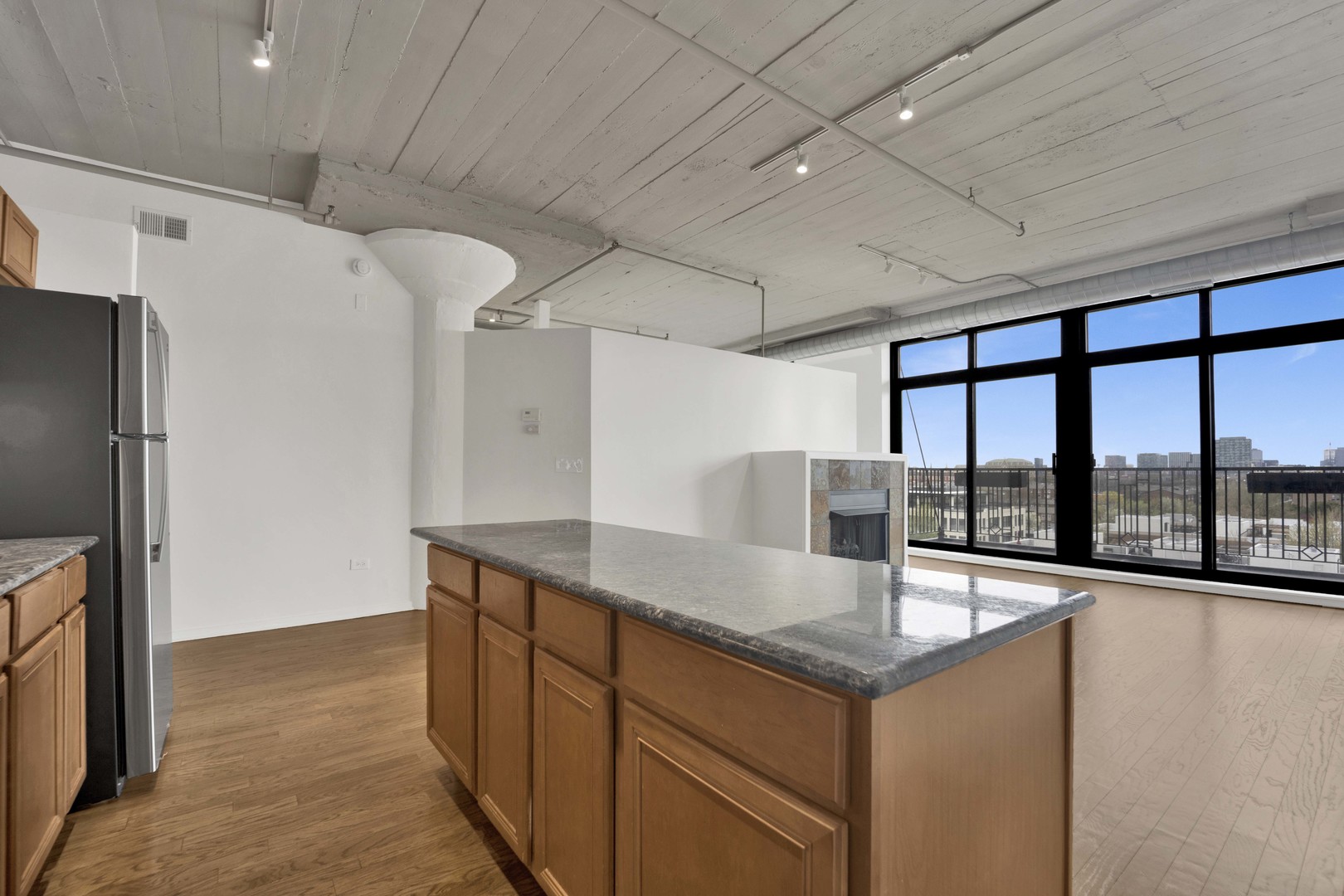1524 S Sangamon Street Unit: 604