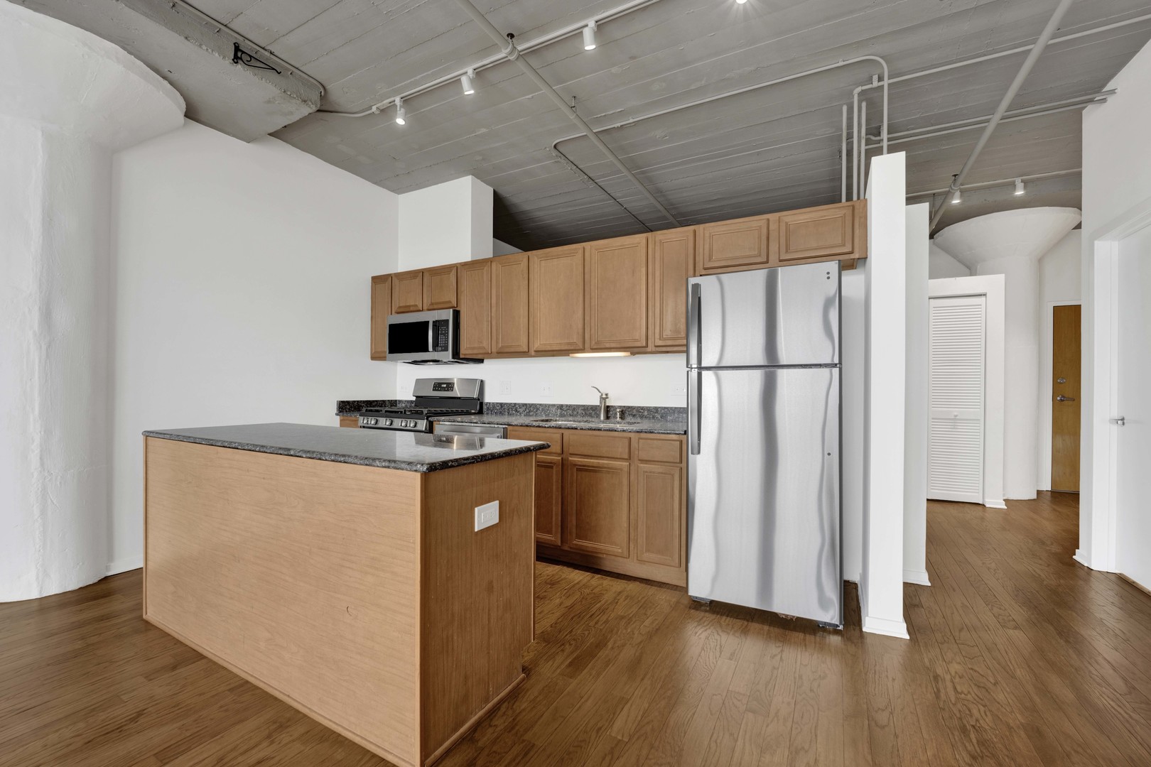 1524 S Sangamon Street Unit: 604