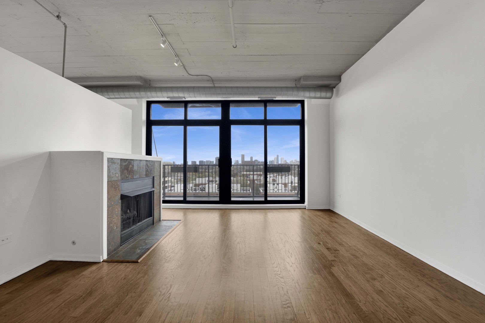 1524 S Sangamon Street Unit: 604