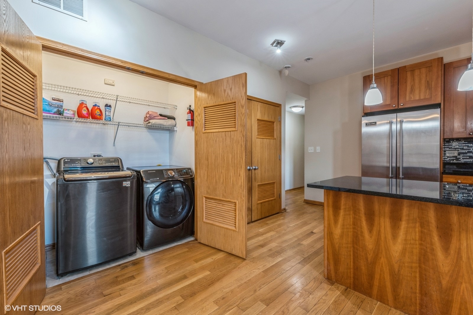 3932 S Lake Park Avenue Unit: 2N