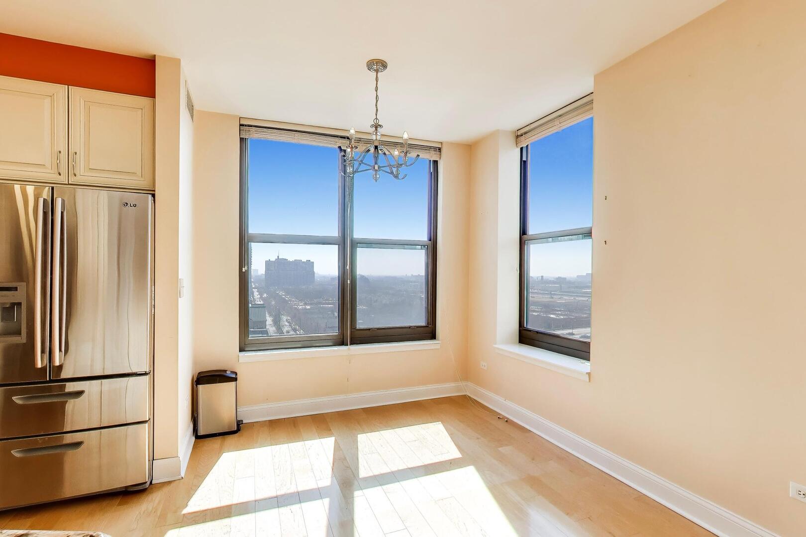 1101 S State Street Unit: 1307