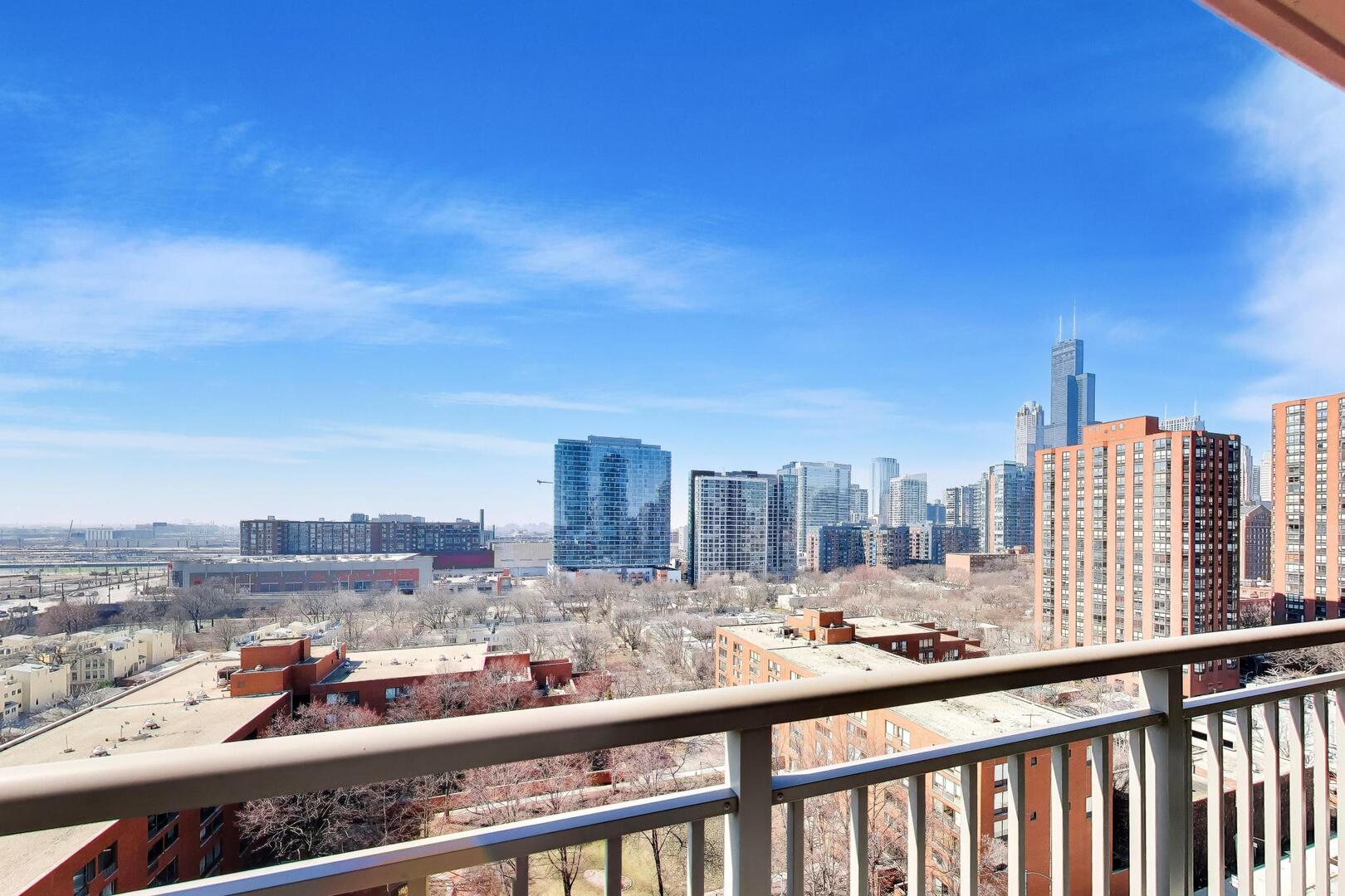 1101 S State Street Unit: 1307