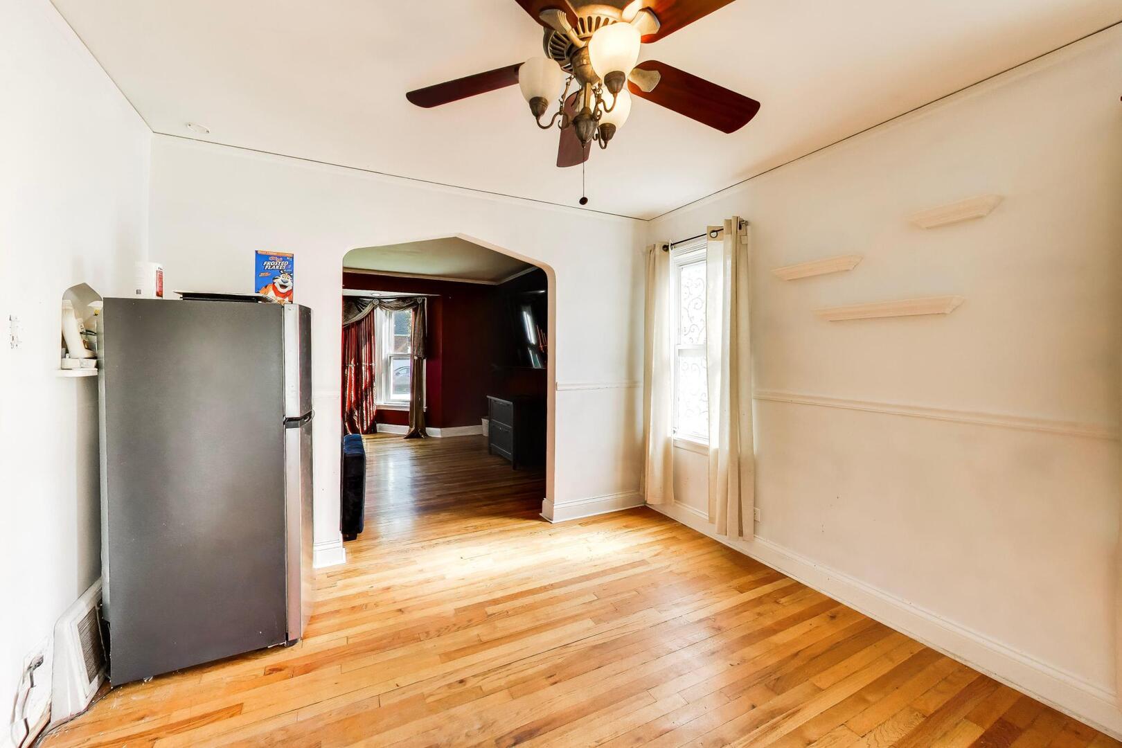 2923 W 97th Street