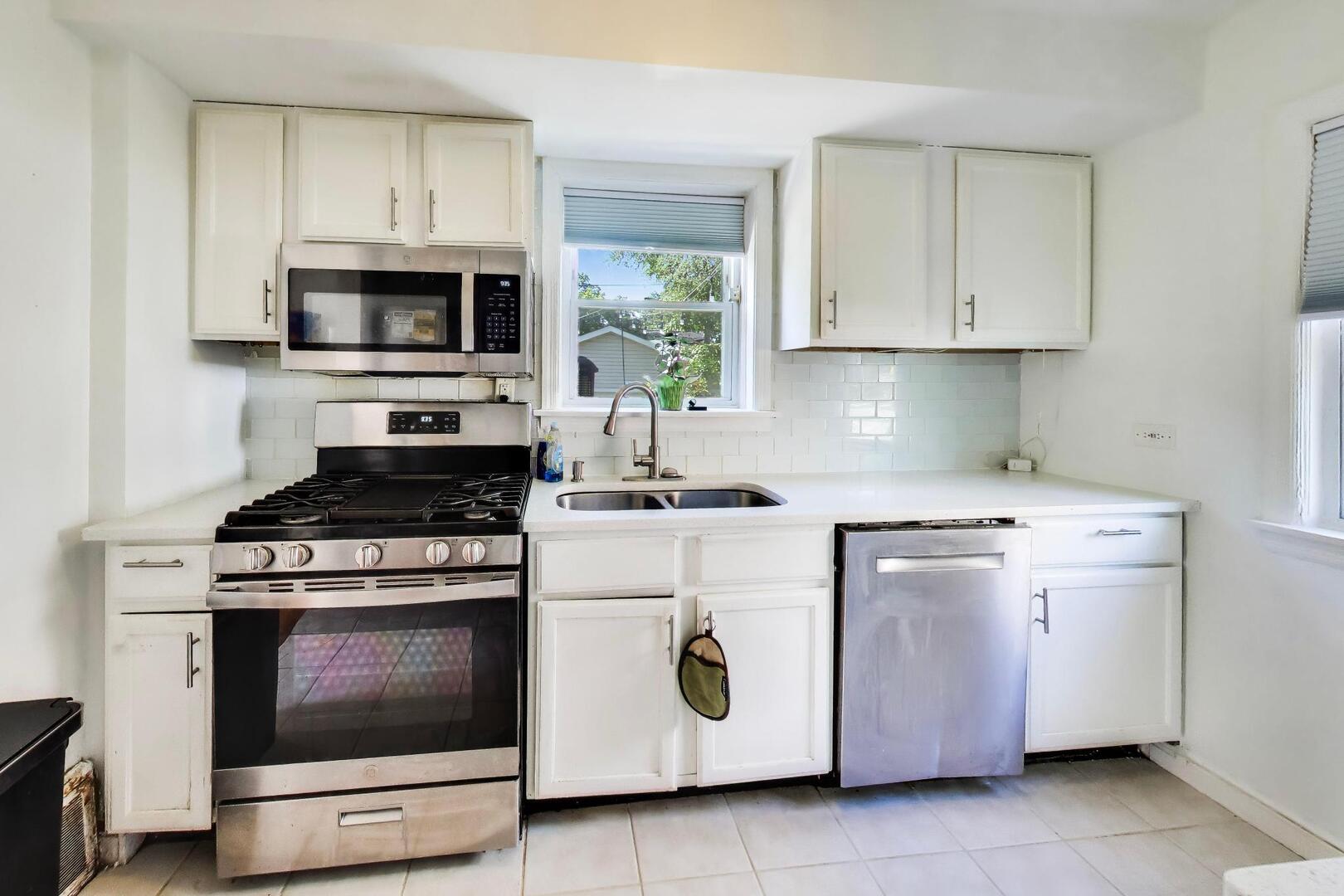 2923 W 97th Street