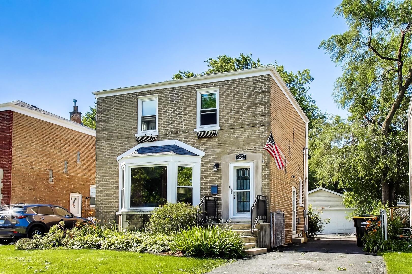 2923 W 97th Street