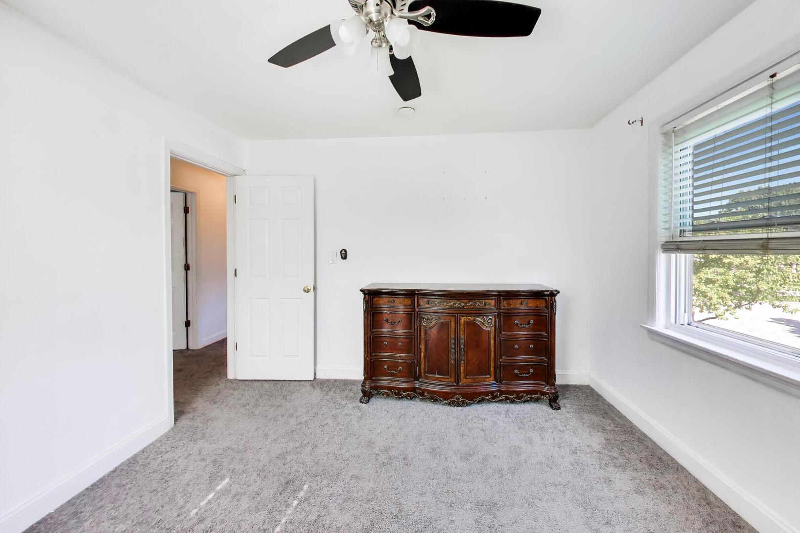 2923 W 97th Street