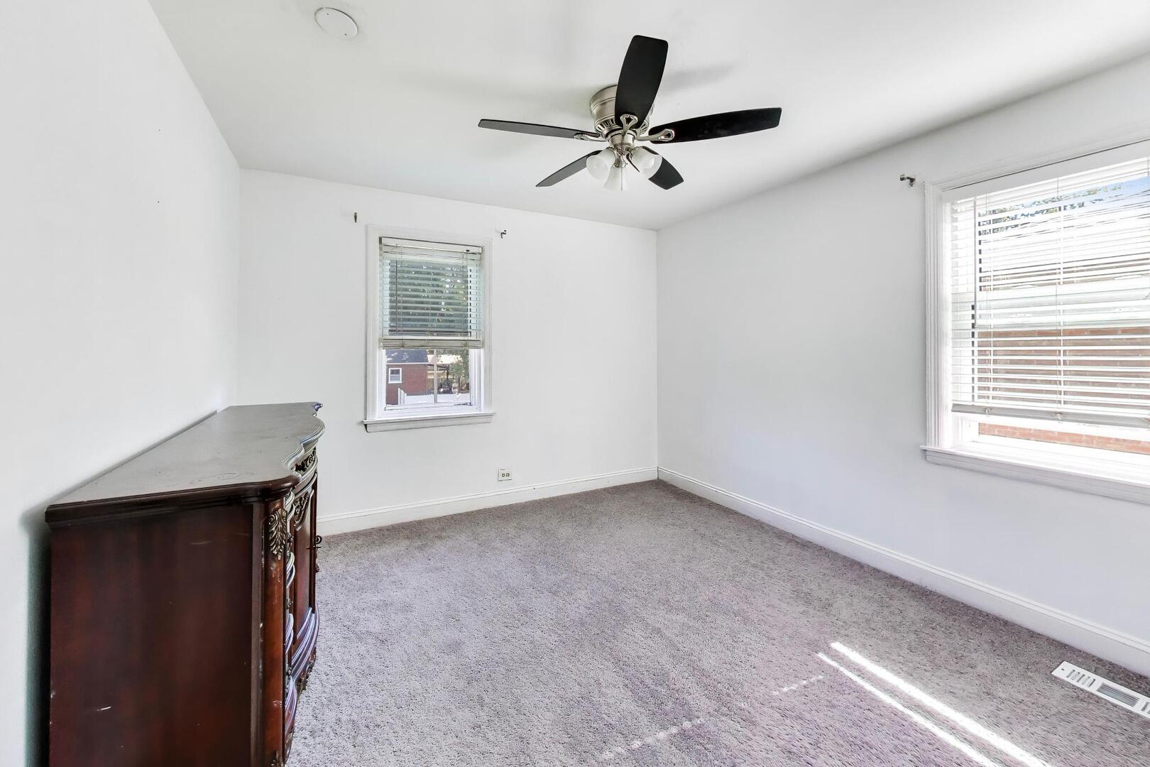 2923 W 97th Street