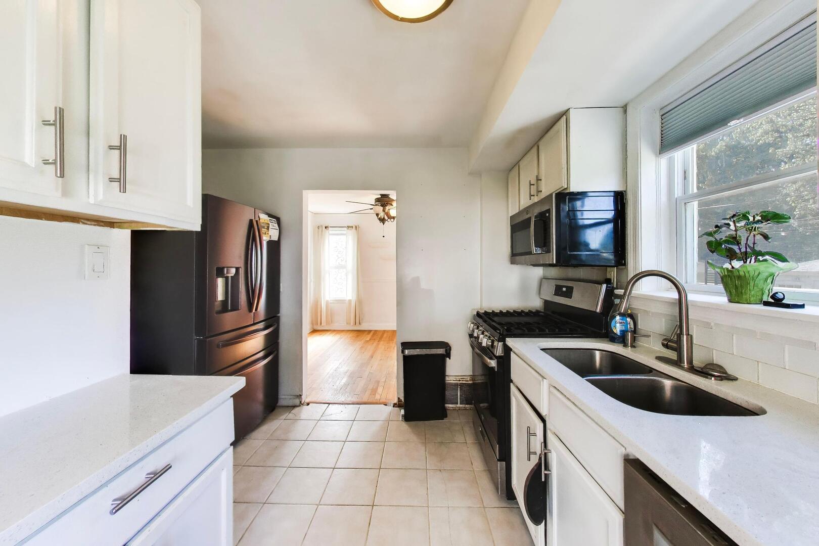 2923 W 97th Street