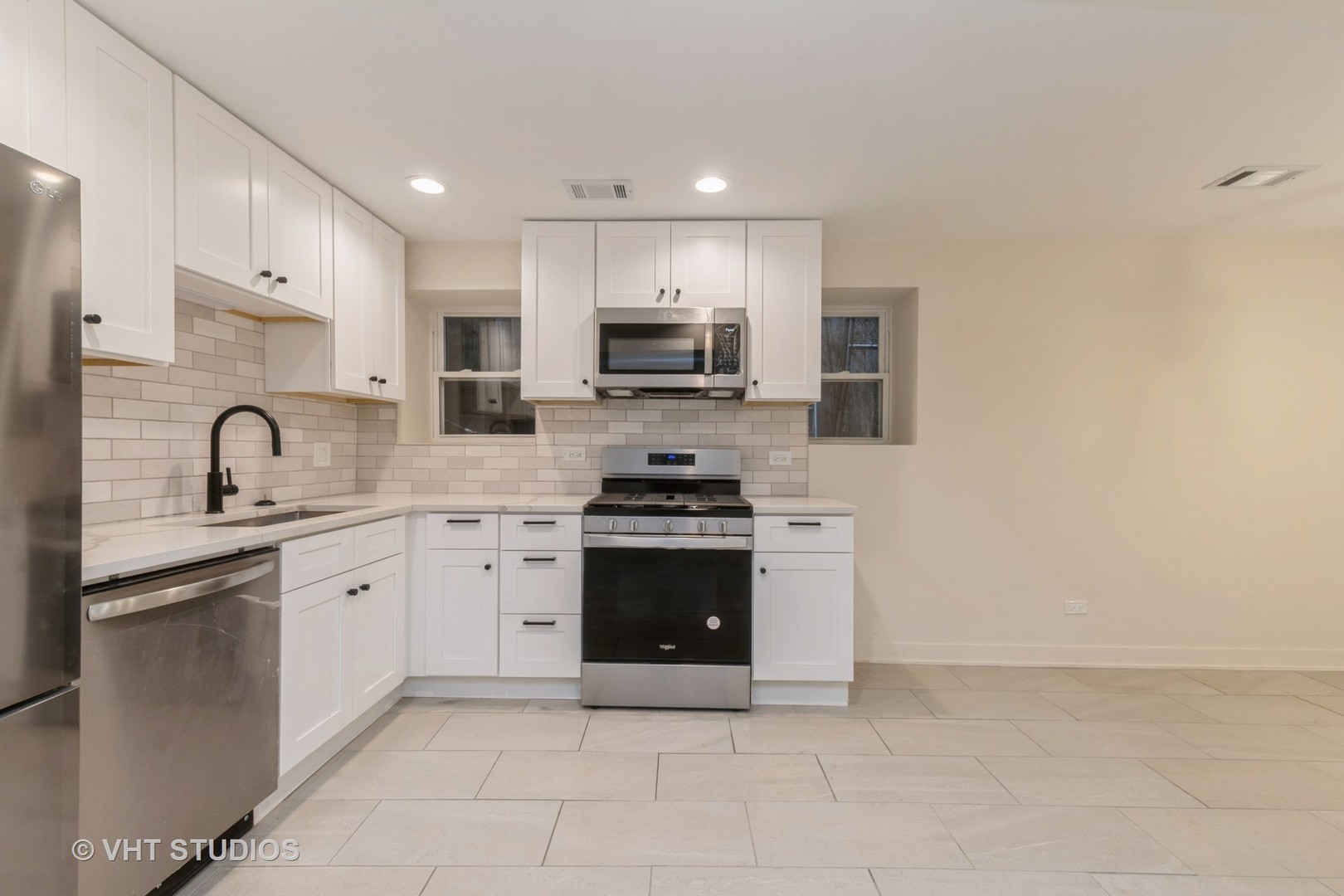 6320 S Greenwood Avenue Unit: G