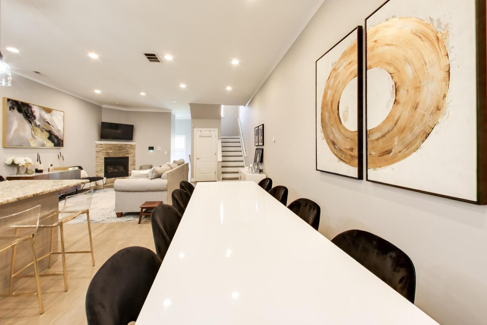 5210 S King Drive Unit: C