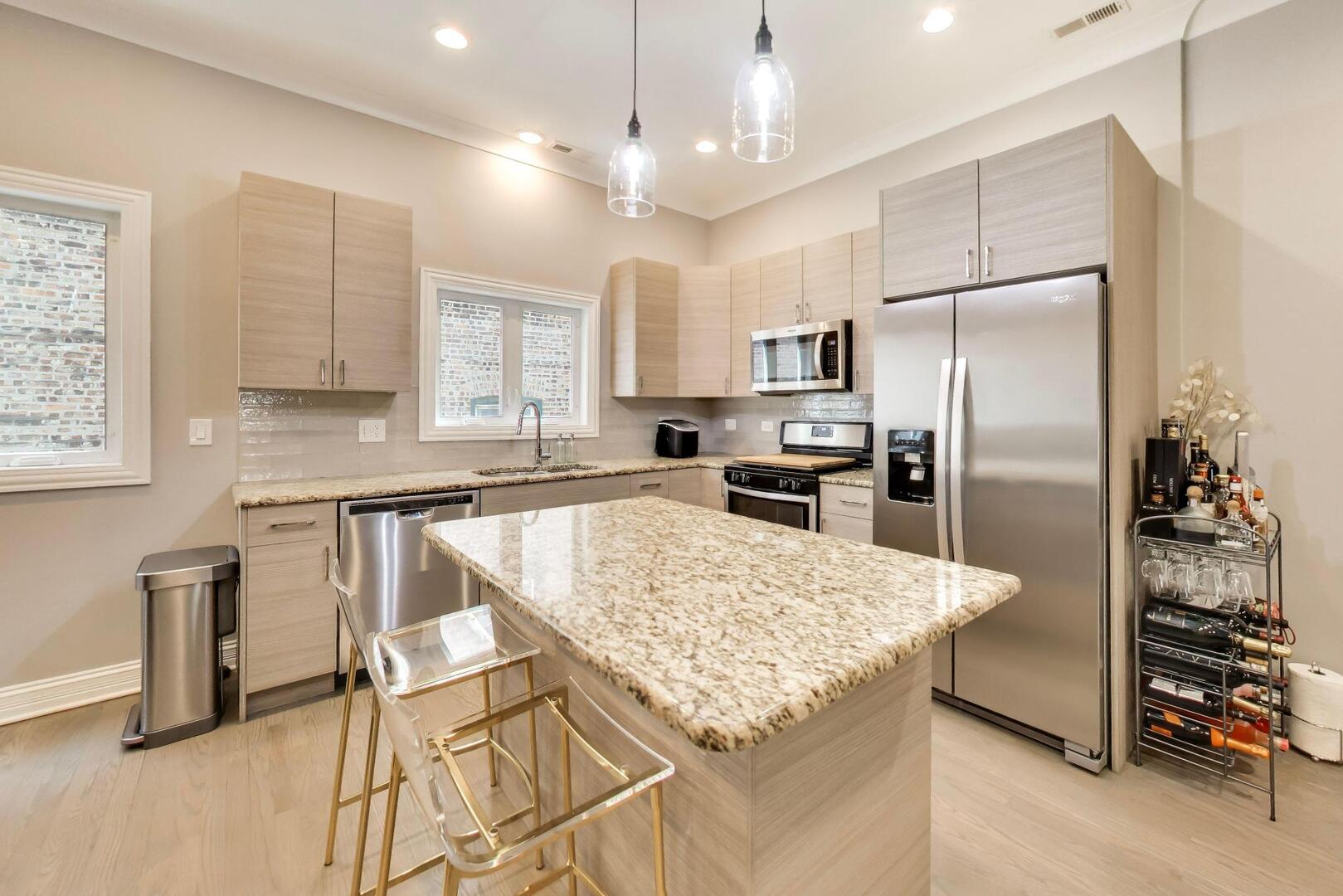 5210 S King Drive Unit: C