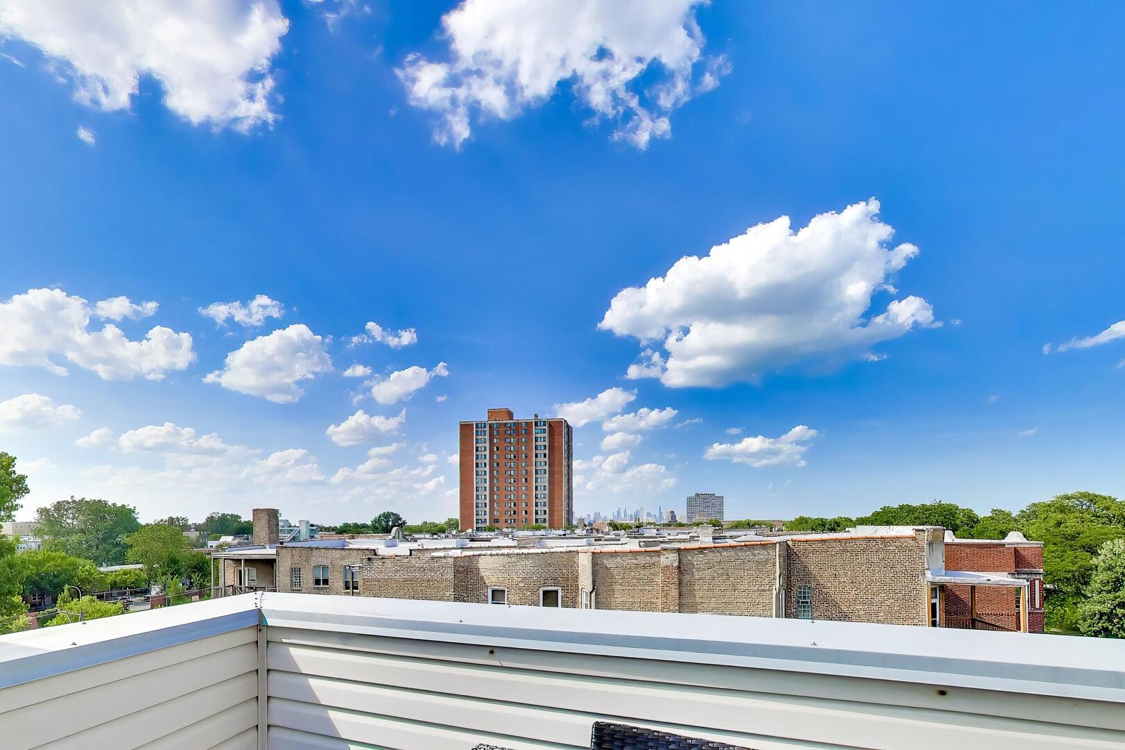5210 S King Drive Unit: C