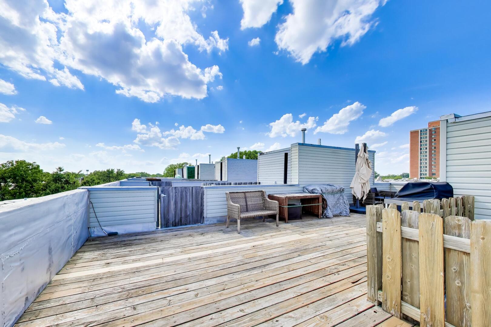 5210 S King Drive Unit: C