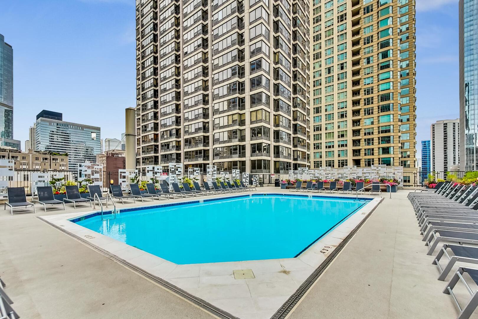 30 E Huron Street Unit: 4007