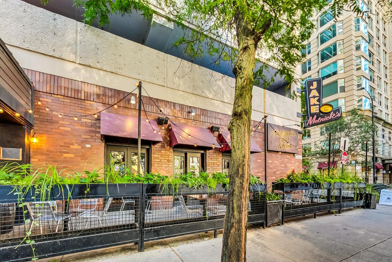 30 E Huron Street Unit: 4007