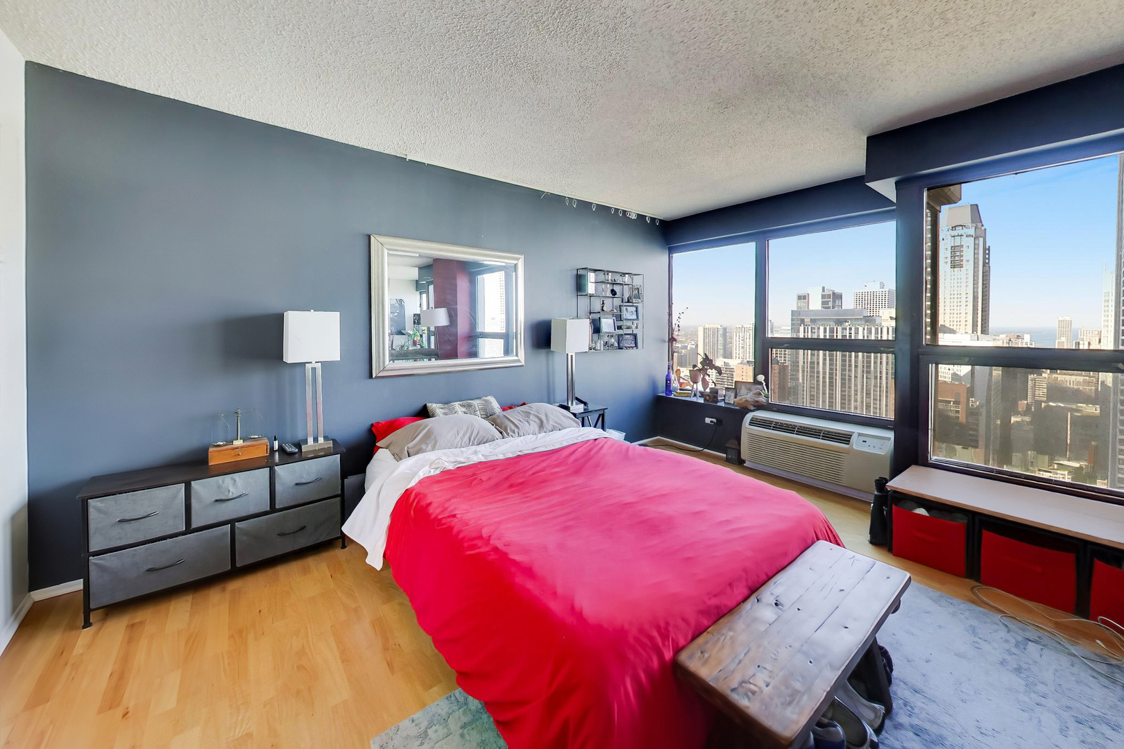 30 E Huron Street Unit: 4008