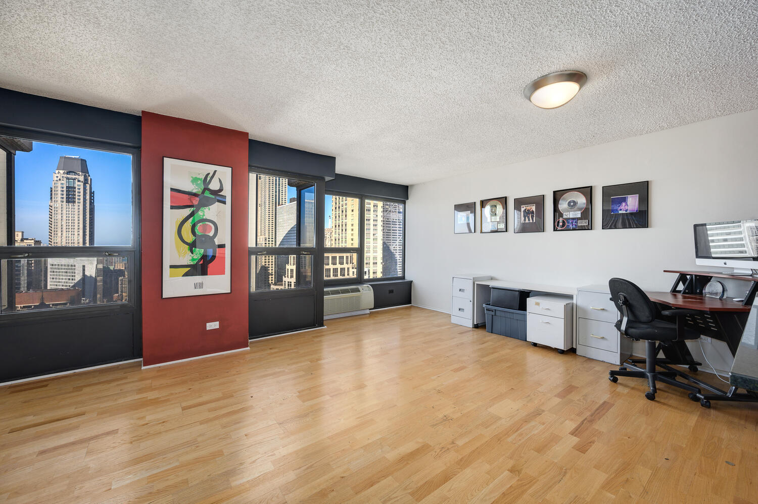 30 E Huron Street Unit: 4008