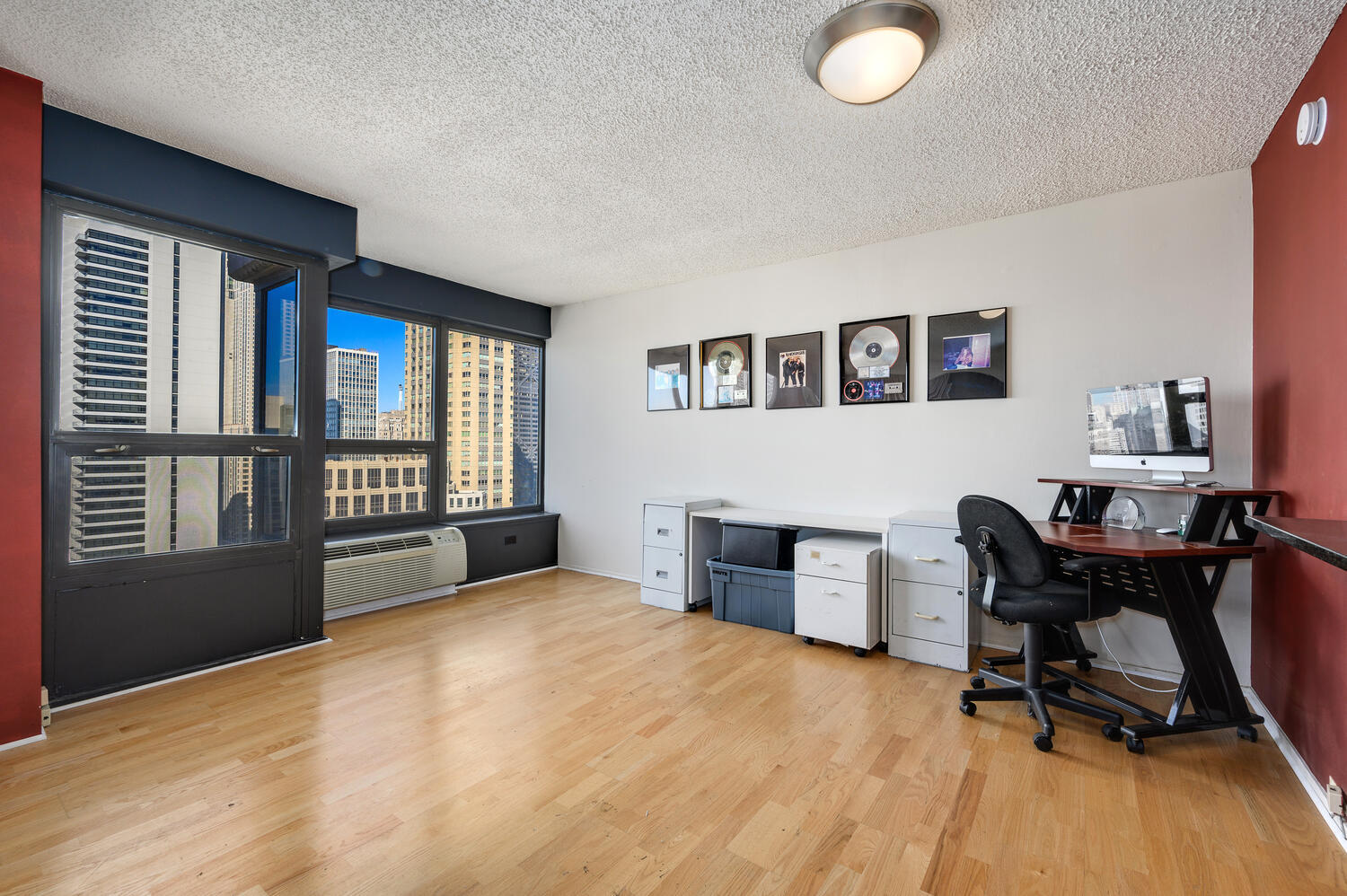 30 E Huron Street Unit: 4008