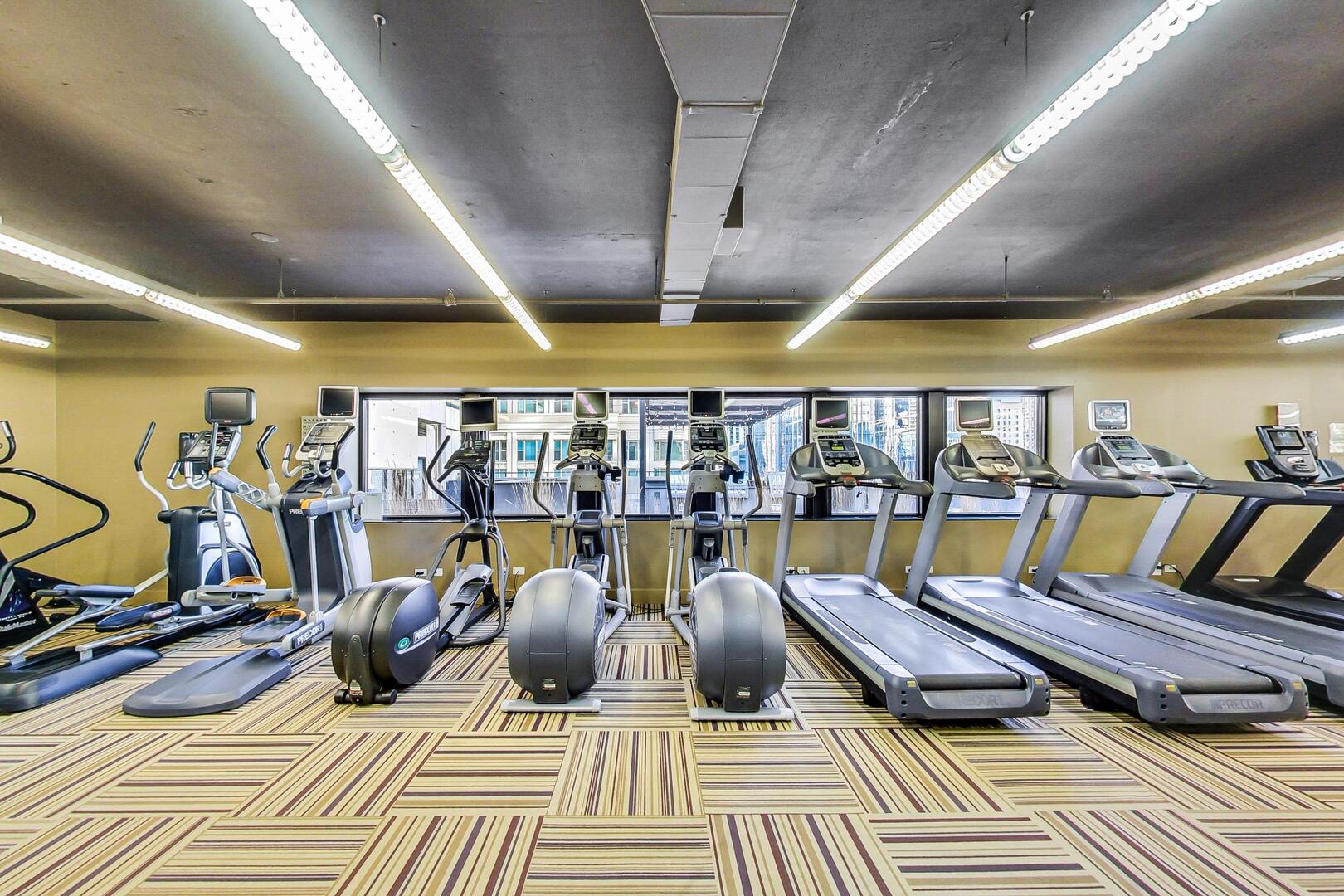 30 E Huron Street Unit: 4008