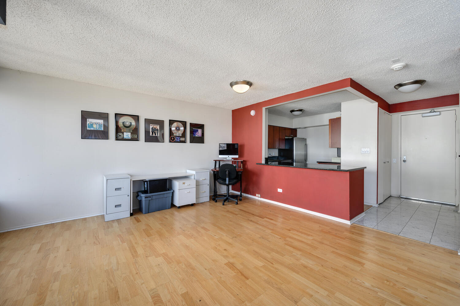 30 E Huron Street Unit: 4008