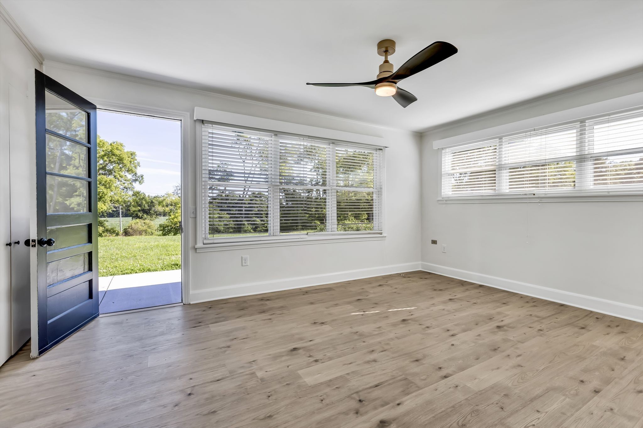 103 Skyview Ter