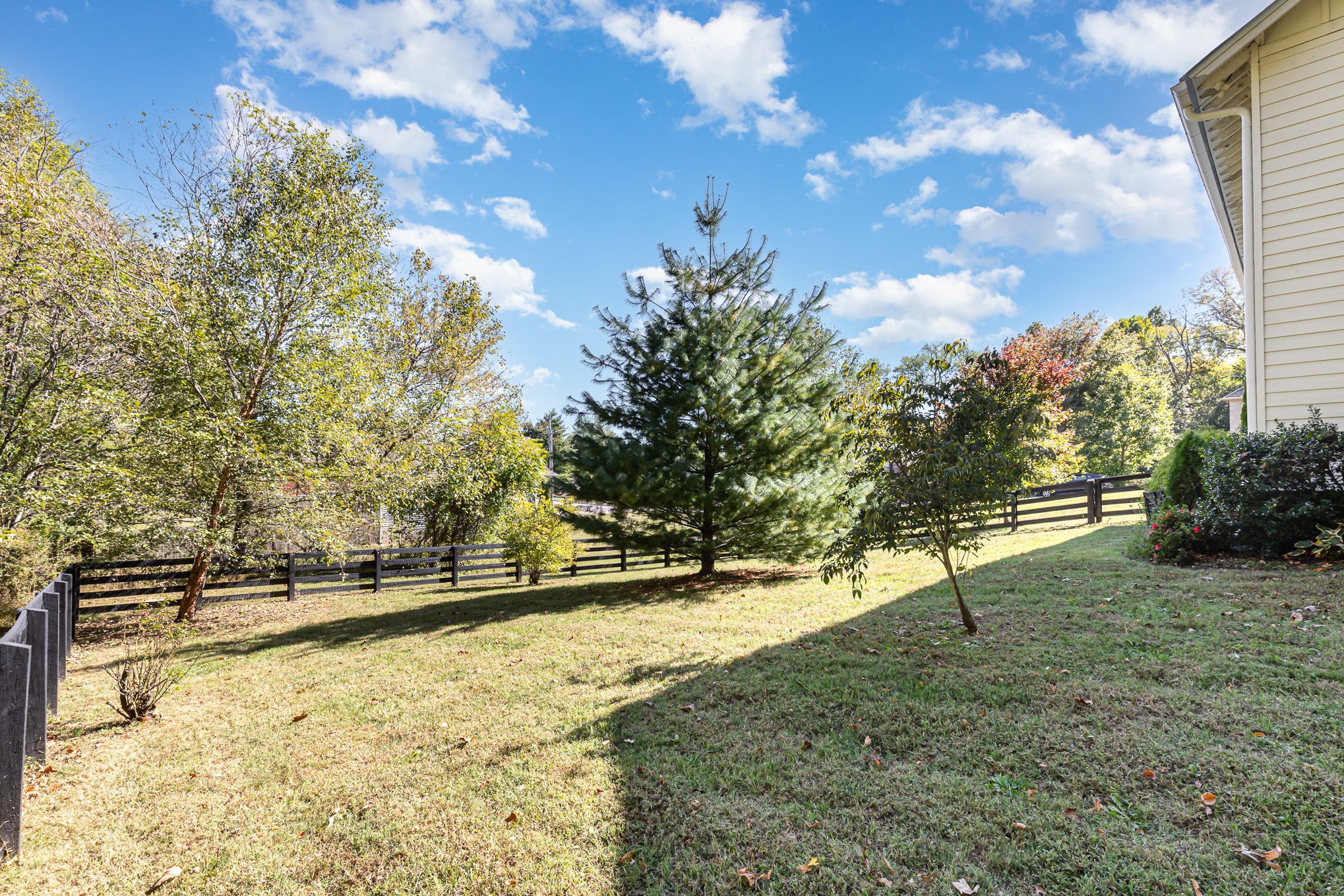 624 Shadowbrook Dr